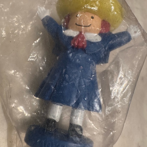 Other - Vintage Madeline Blue Figurine with Yellow Hat